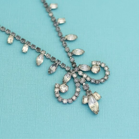 15 inch, Vintage Silver Tone Ribbon Clear Gems Choker Necklace - E41 - Picture 1 of 3